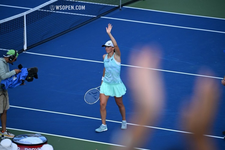 的评选中充 的评选中充